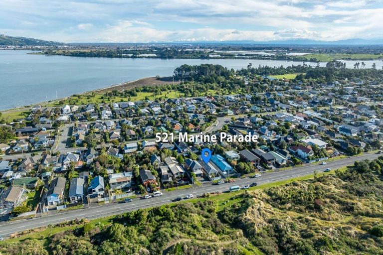 Photo of property in 521 Marine Parade, South New Brighton, Christchurch, 8062