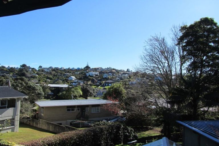 Photo of property in 1/36 Saddleback Rise, Murrays Bay, Auckland, 0630