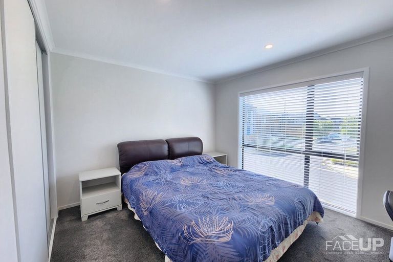 Photo of property in 18 Pukewhero Rise, Westgate, Auckland, 0614