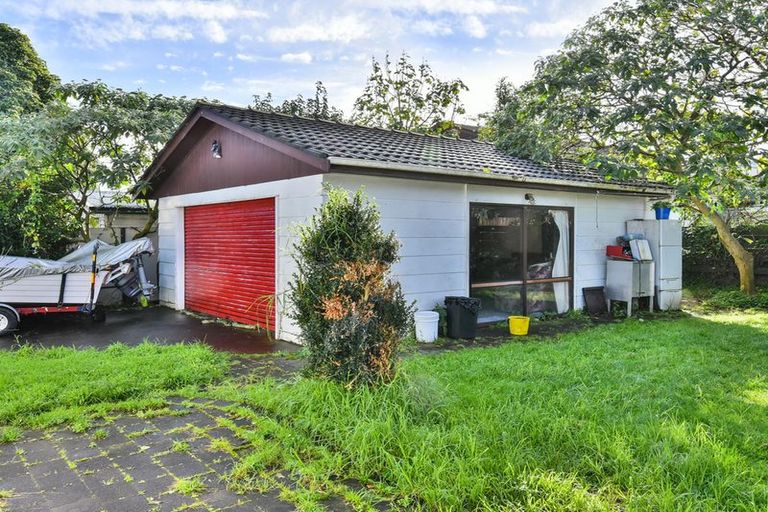 Photo of property in 4 Adel Place, Weymouth, Auckland, 2103