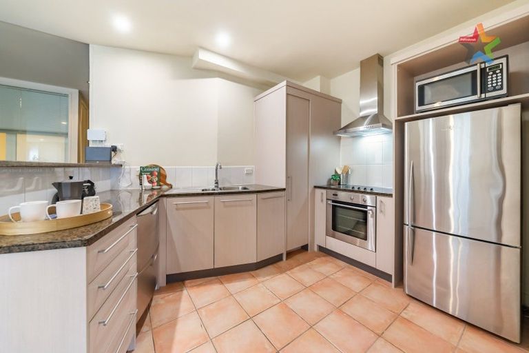 Photo of property in Kate Sheppard Apartments, 3j/42 Molesworth Street, Thorndon, Wellington, 6011