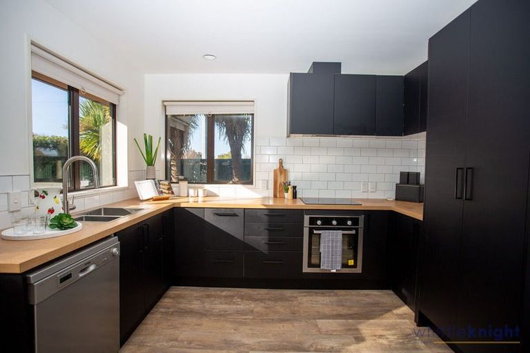 Photo of property in 51b Middleton Road, Upper Riccarton, Christchurch, 8041