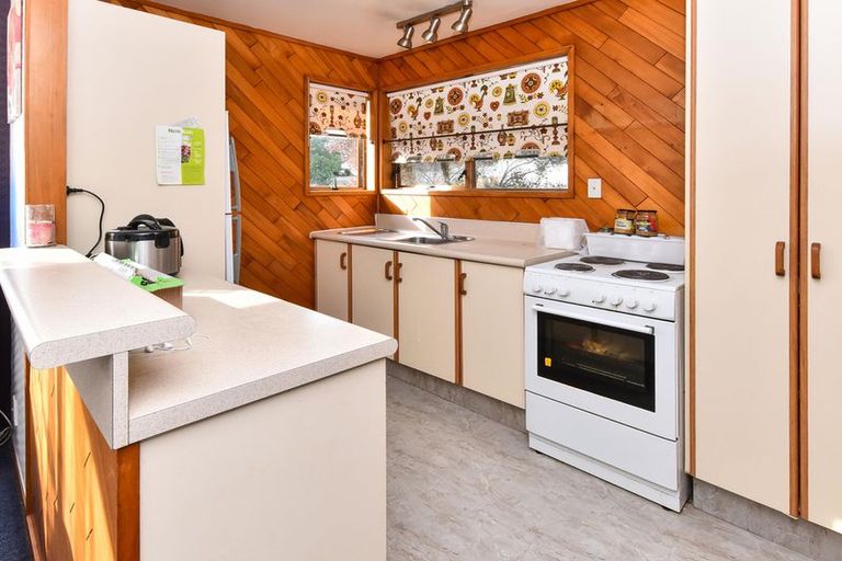 Photo of property in 4 Adel Place, Weymouth, Auckland, 2103