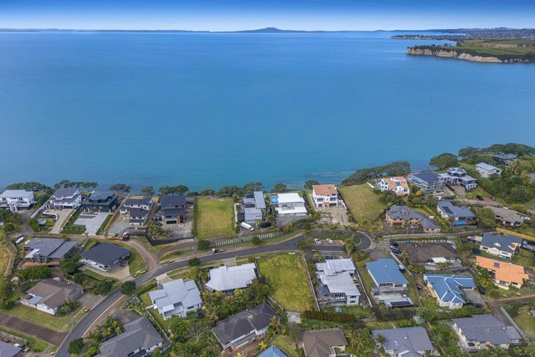 Photo of property in 22 Hawaiian Parade, Arkles Bay, Whangaparaoa, 0932
