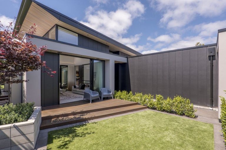 Photo of property in 32 Queens Avenue, Merivale, Christchurch, 8014