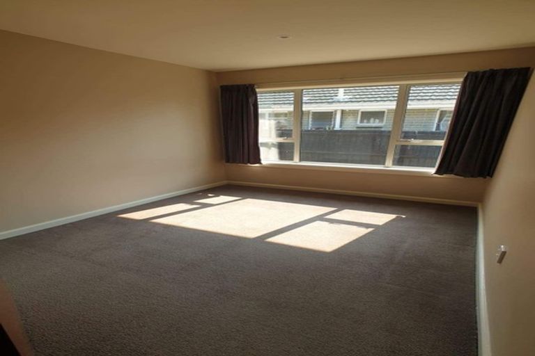 Photo of property in 37 Acacia Avenue, Upper Riccarton, Christchurch, 8041