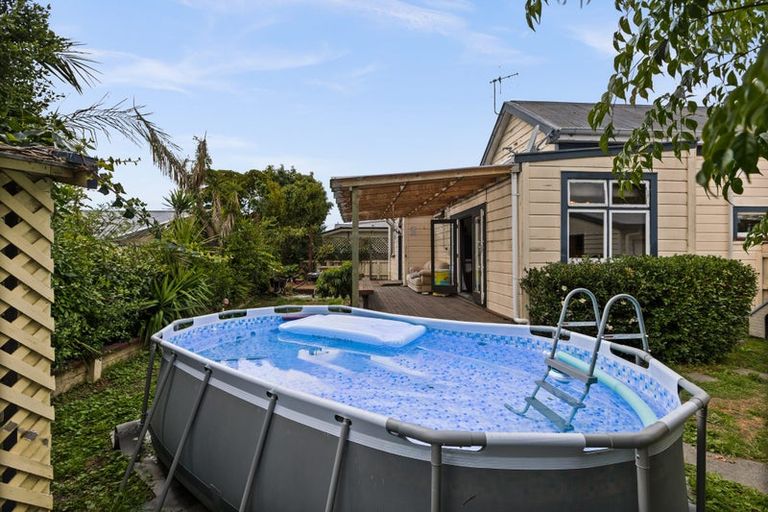 Photo of property in 209 Lascelles Street, Saint Leonards, Hastings, 4120