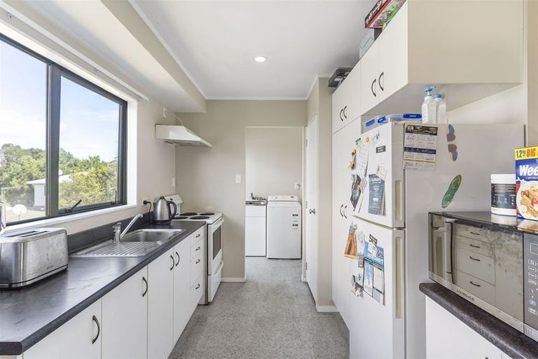 Photo of property in 5 Kinvig Place, Ranui, Auckland, 0612