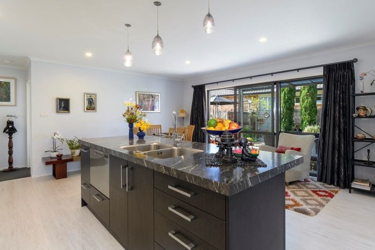 Photo of property in 14 Bathurst Crescent, Pyes Pa, Tauranga, 3112