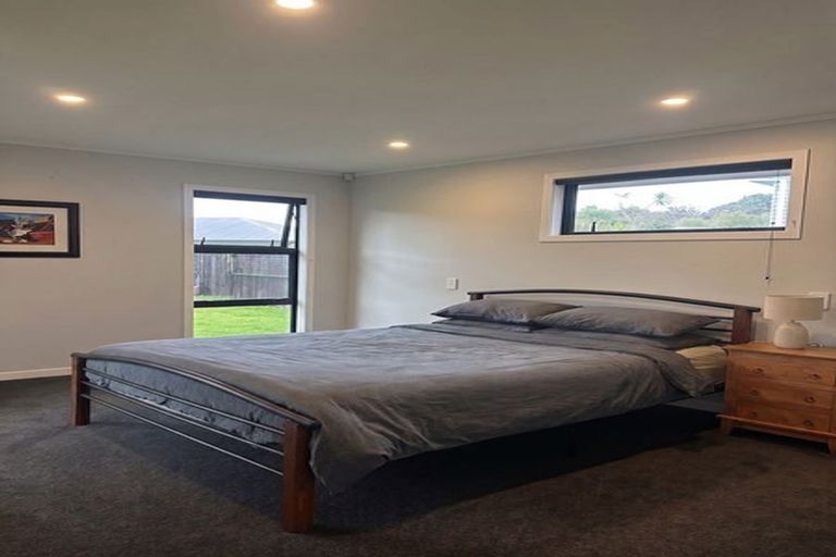 Photo of property in 7 Hammond Avenue, Hatfields Beach, Orewa, 0931