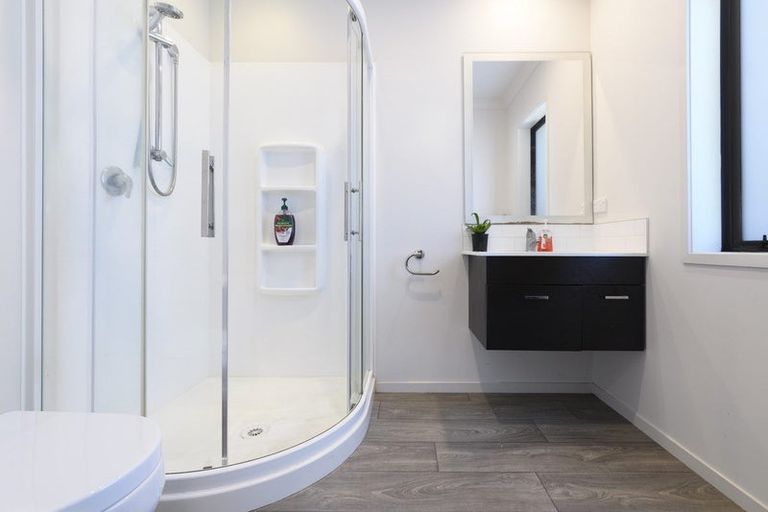 Photo of property in 84b Margaret Drive, Omokoroa, 3114