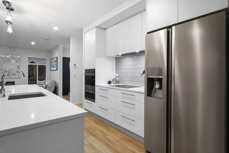 Photo of property in 54 Luxembourg Crescent, Halswell, Christchurch, 8025