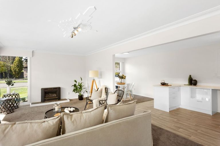 Photo of property in 11 Waratah Street, Avondale, Christchurch, 8061