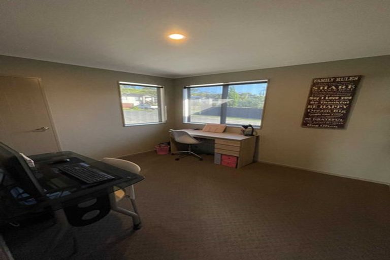 Photo of property in 29 Cape Vista Crescent, Pukekohe, 2120