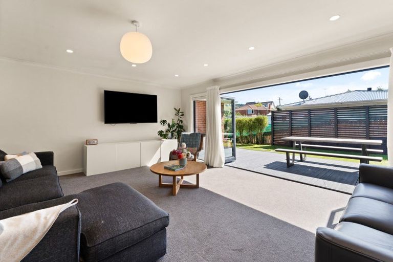 Photo of property in 332 Kenmure Road, Kenmure, Dunedin, 9011