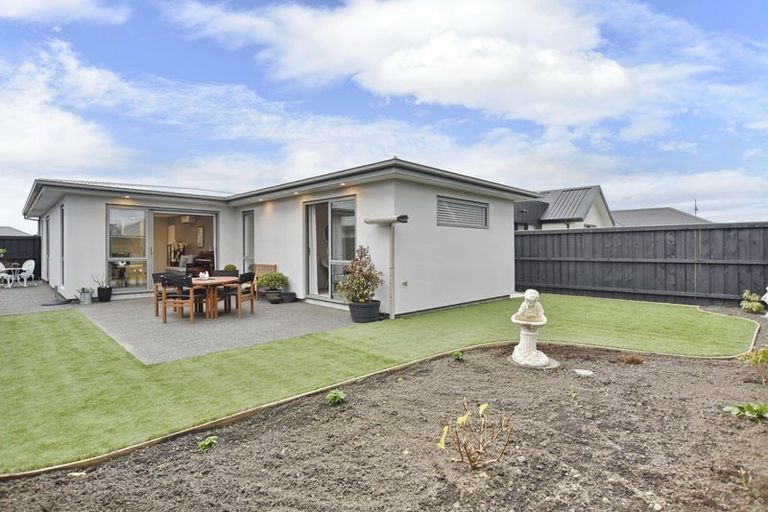 Photo of property in 16 Te Pakiaka Road, Pegasus, 7612