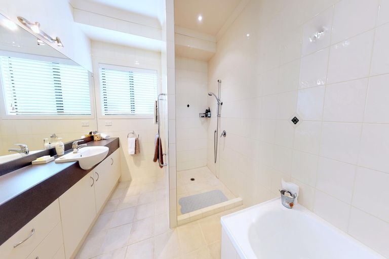 Photo of property in 22 Glamis Avenue, Manly, Whangaparaoa, 0930