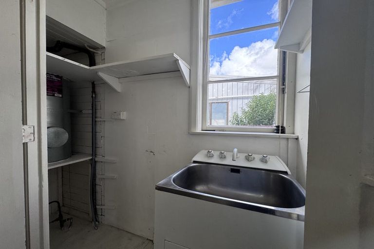 Photo of property in 24 Aorangi Street, Feilding, 4702