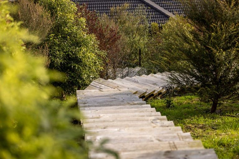 Photo of property in 20 Moira Close, Welcome Bay, Tauranga, 3175