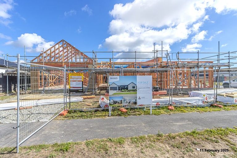 Photo of property in 14 Mackinnon Street, Marshland, 8083