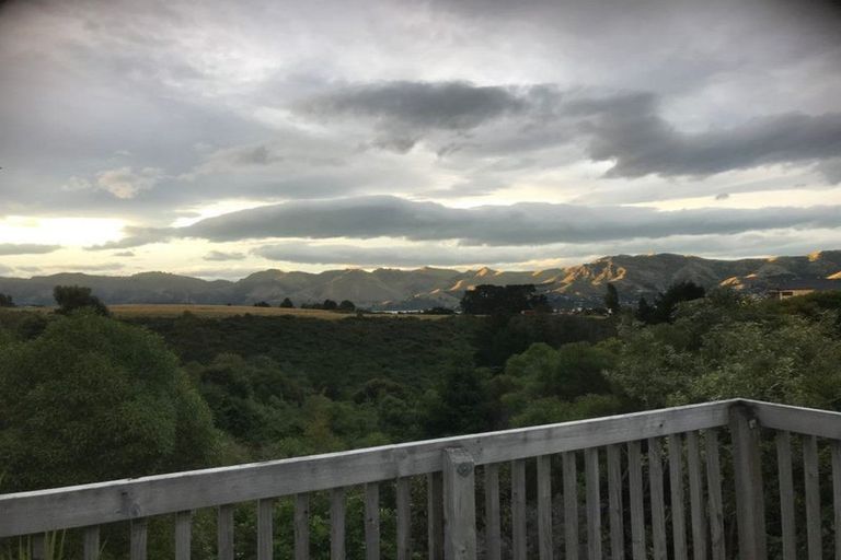 Photo of property in 29 Te Papau Crescent, Diamond Harbour, 8972