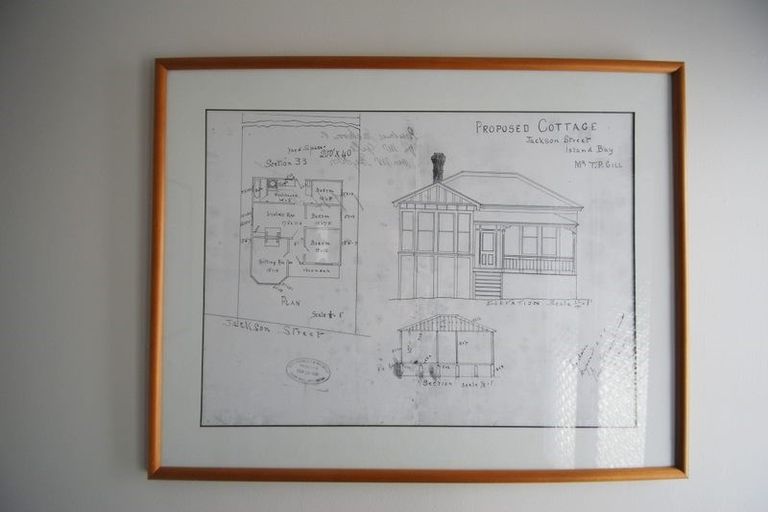 Photo of property in 12 Jackson Street, Island Bay, Wellington, 6023