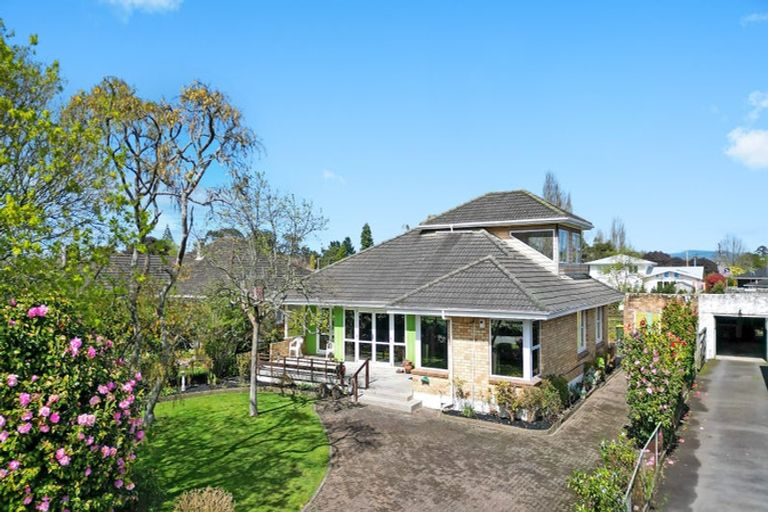 Photo of property in 330 Cambridge Road, Hillcrest, Hamilton, 3216