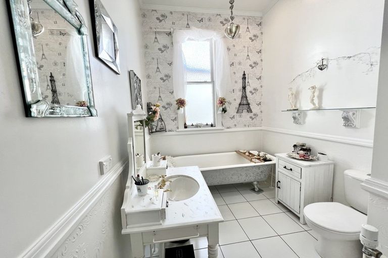 Photo of property in 2 Grey Street, Gladstone, Invercargill, 9810