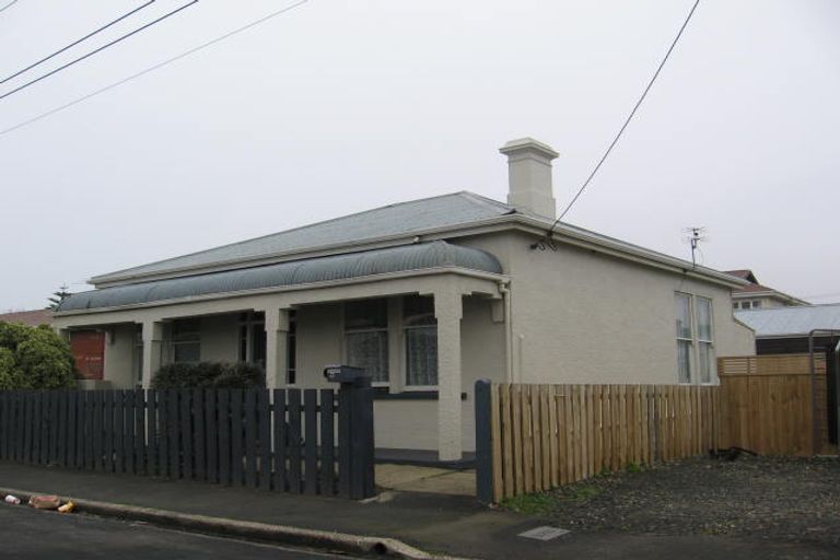 Photo of property in 10 Atkinson Street, South Dunedin, Dunedin, 9012