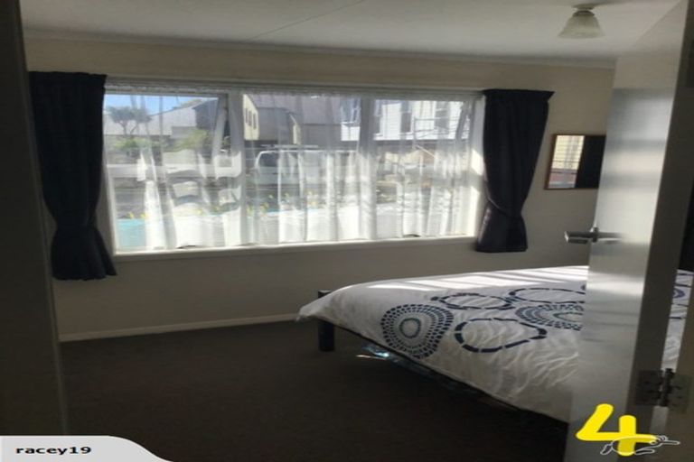 Photo of property in 24 Salisbury Avenue, Terrace End, Palmerston North, 4410