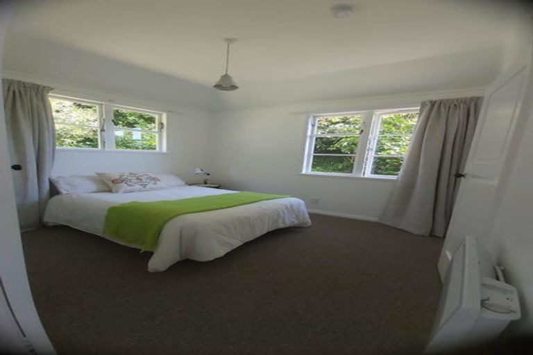 Photo of property in 84 Kinghorne Street, Strathmore Park, Wellington, 6022