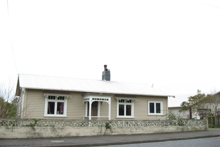 Photo of property in 69 Clemow Road, Fitzroy, New Plymouth, 4312