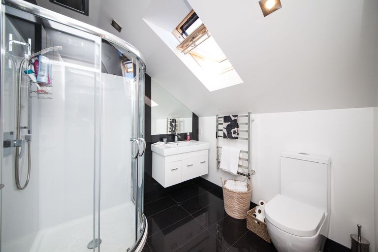 Photo of property in 85 Cashmere Drive, Fitzherbert, Palmerston North, 4410