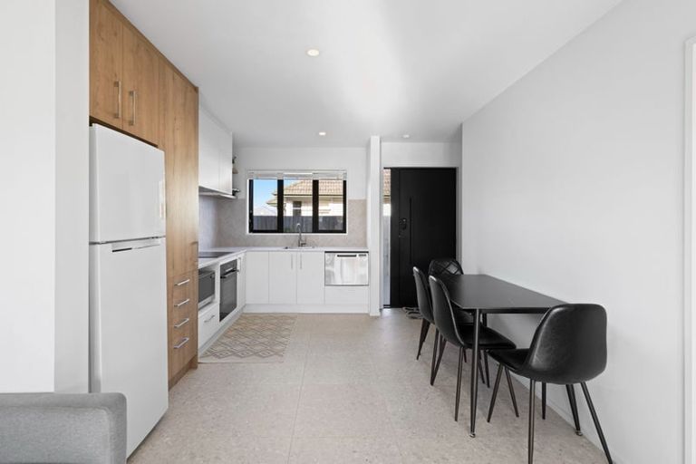 Photo of property in 2/59 Amyes Road, Hornby, Christchurch, 8042