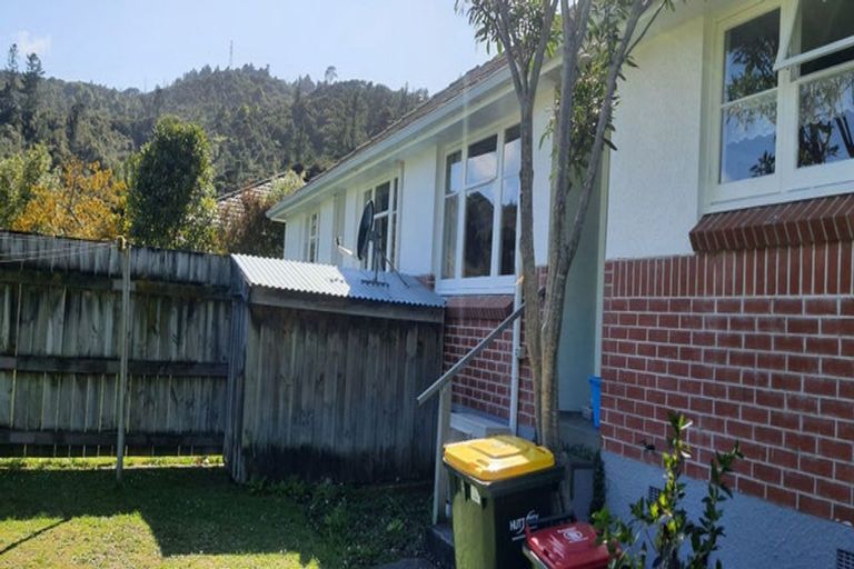 Photo of property in 1-3 Maru Street, Stokes Valley, Lower Hutt, 5019