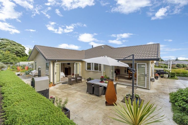 Photo of property in 11 Byron Brown Place, Otaki Beach, Otaki, 5512