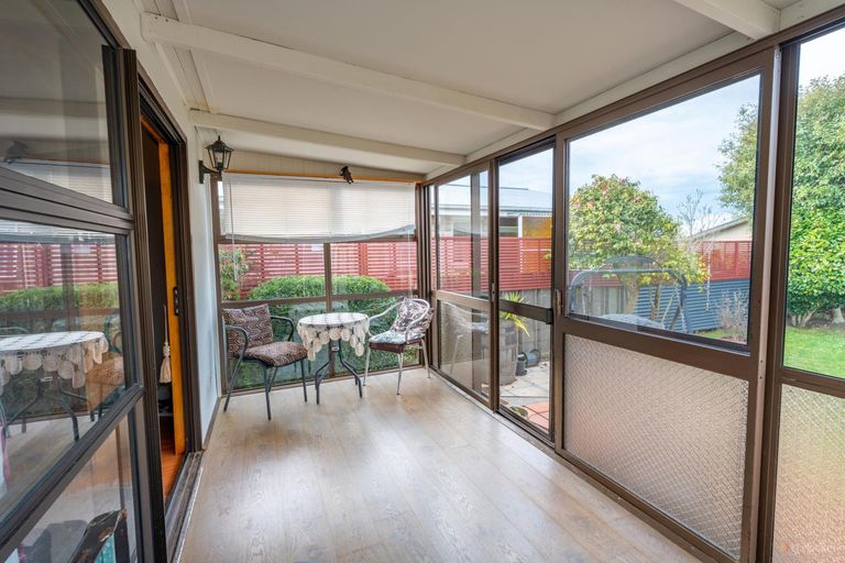 Photo of property in 19 Oxford Street, West End, Timaru, 7910