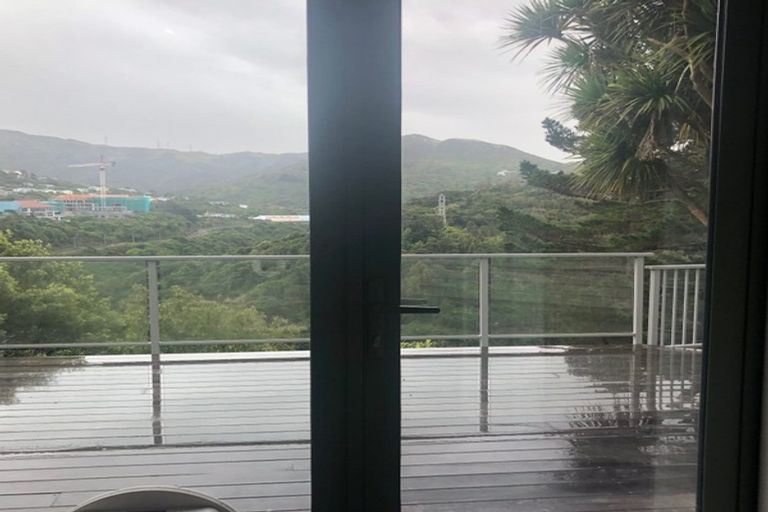 Photo of property in 134 Wadestown Road, Wadestown, Wellington, 6012