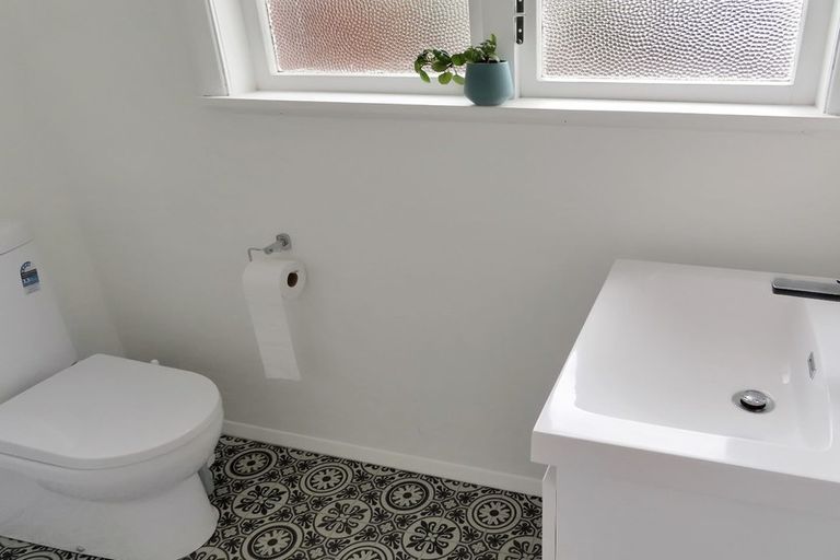 Photo of property in 173 Oxford Terrace, Epuni, Lower Hutt, 5011