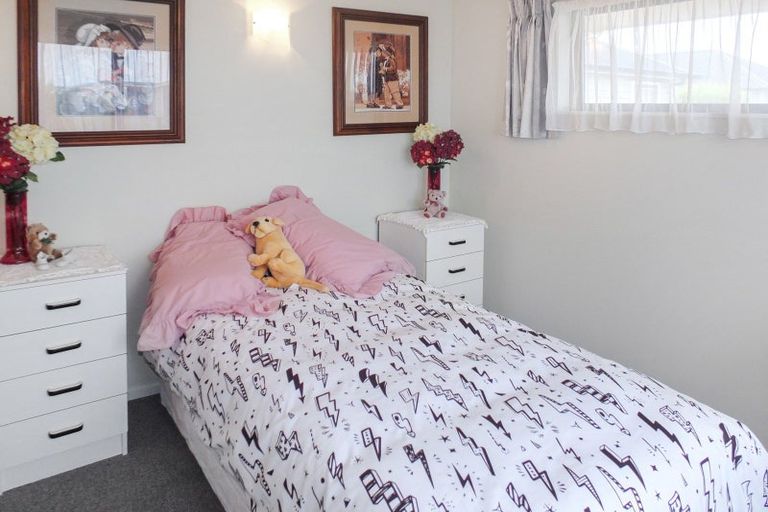 Photo of property in 4 Malthus Place, Foxton Beach, Foxton, 4815