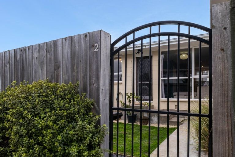 Photo of property in 2/97 Champion Street, Edgeware, Christchurch, 8013