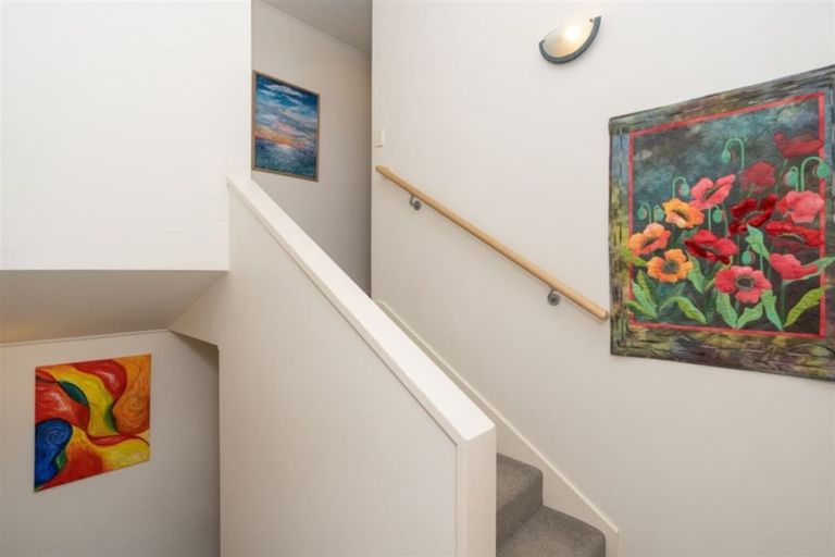 Photo of property in 55 Lansdowne Crescent, Glenview, Hamilton, 3206