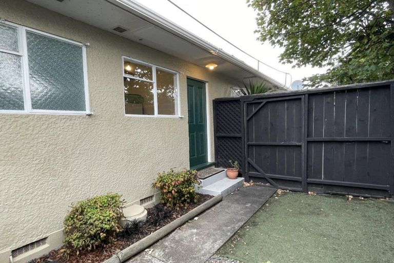 Photo of property in 2/74 Golf Road, Tahunanui, Nelson, 7011