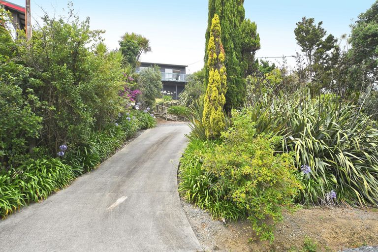 Photo of property in 3 Kendale Drive, Leigh, 0985