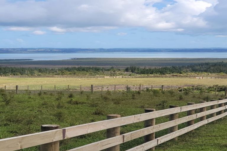 Photo of property in 26 Parua Bay Drive, Kaukapakapa, 0984