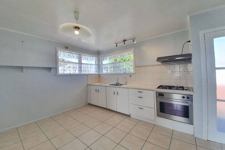 Photo of property in 133 Riverpark Crescent, Henderson, Auckland, 0610