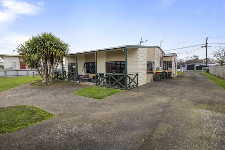 Photo of property in 37 Grey Street, Normanby, Hawera, 4614