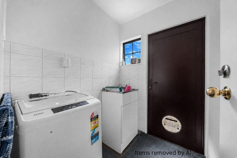 Photo of property in 4/34 Don Buck Road, Massey, Auckland, 0614