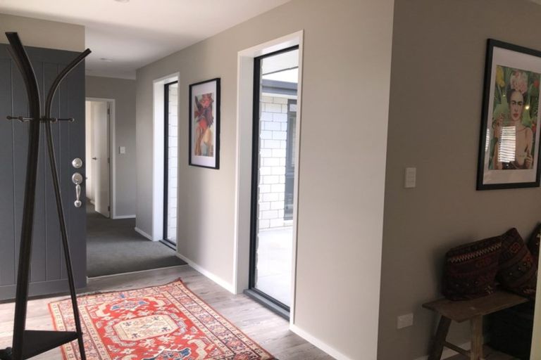 Photo of property in 8 Saint Thomas Avenue, Pyes Pa, Tauranga, 3112