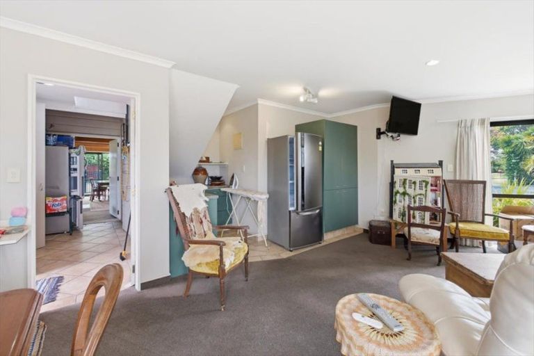 Photo of property in 63 Kayelene Place, Omokoroa, 3114